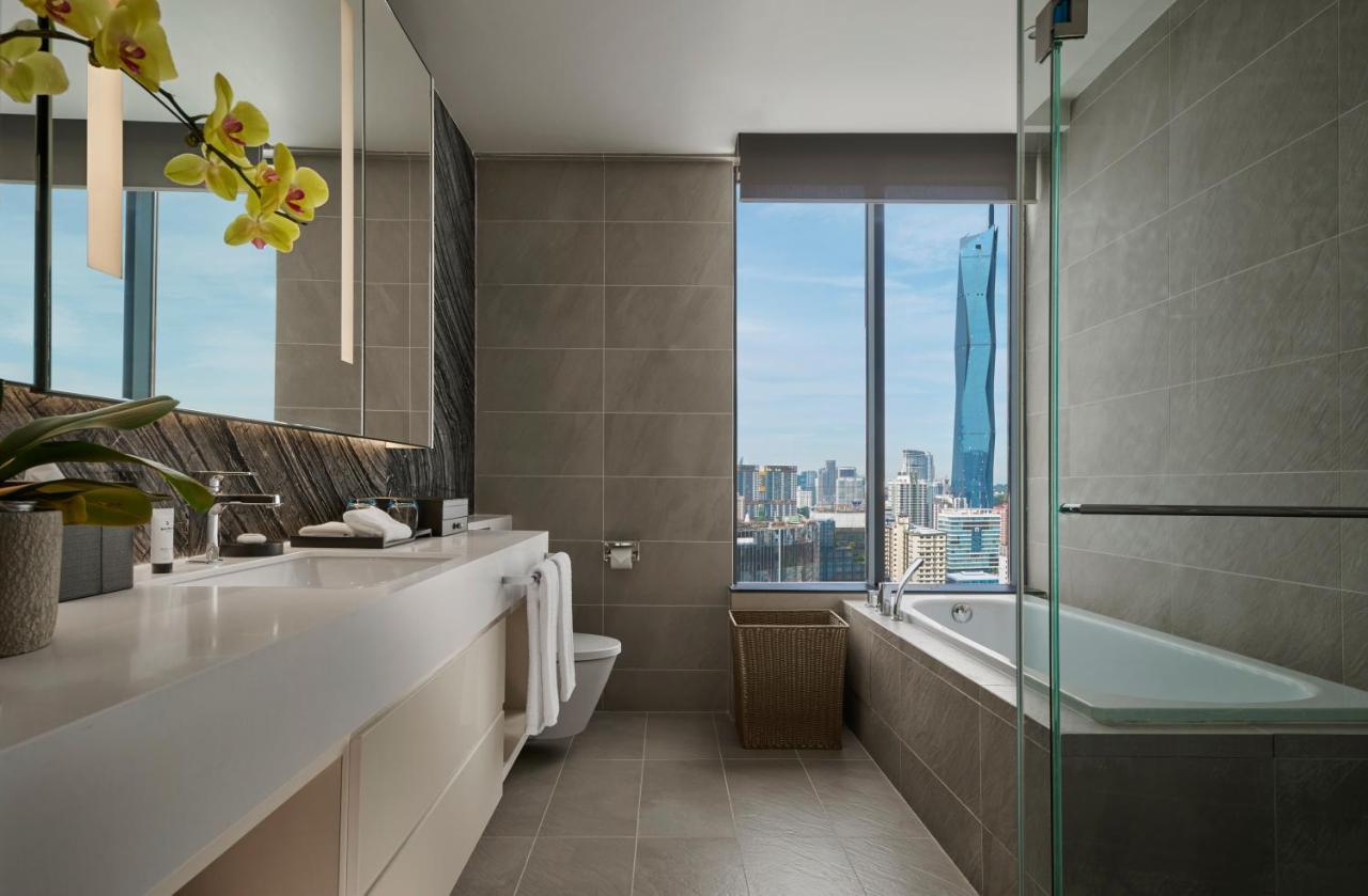 Pan Pacific Serviced Suites Κουάλα Λουμπούρ Εξωτερικό φωτογραφία Bathroom