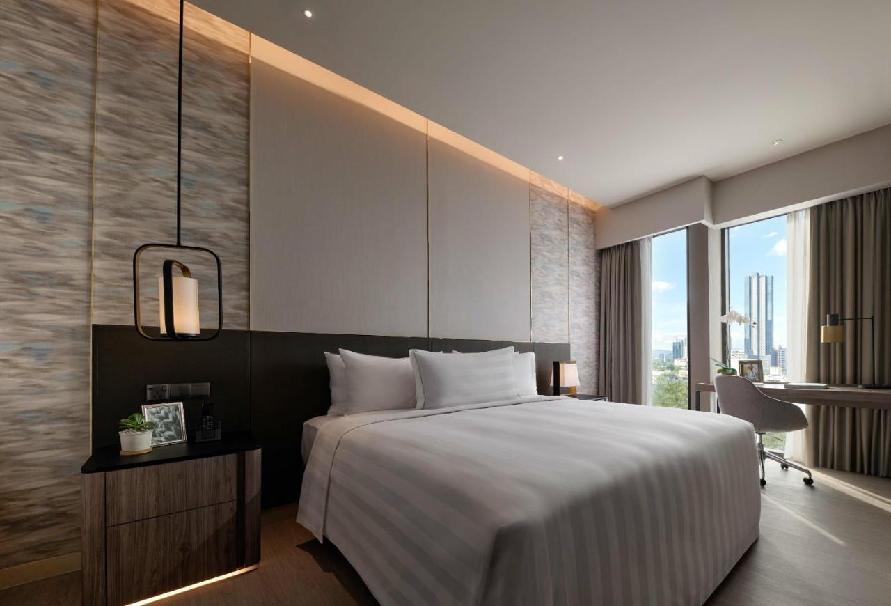 Pan Pacific Serviced Suites Κουάλα Λουμπούρ Εξωτερικό φωτογραφία Deluxe King
